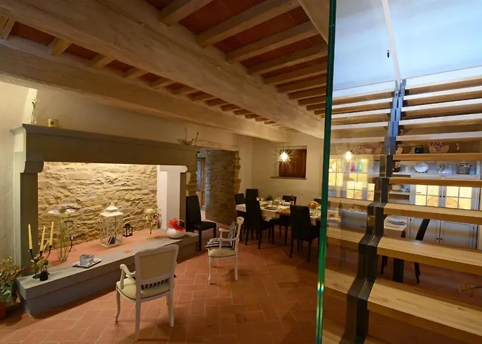 Torre La Ripa 8, Emma Villa *