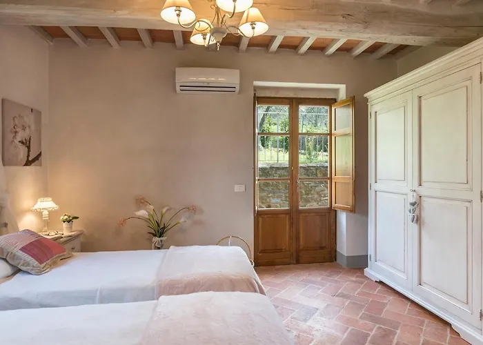 Villa Torre La Ripa 8, Emma